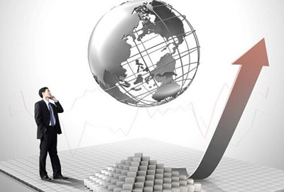 企業開發APP 靠自己還是找外包？軟世通的專業建議